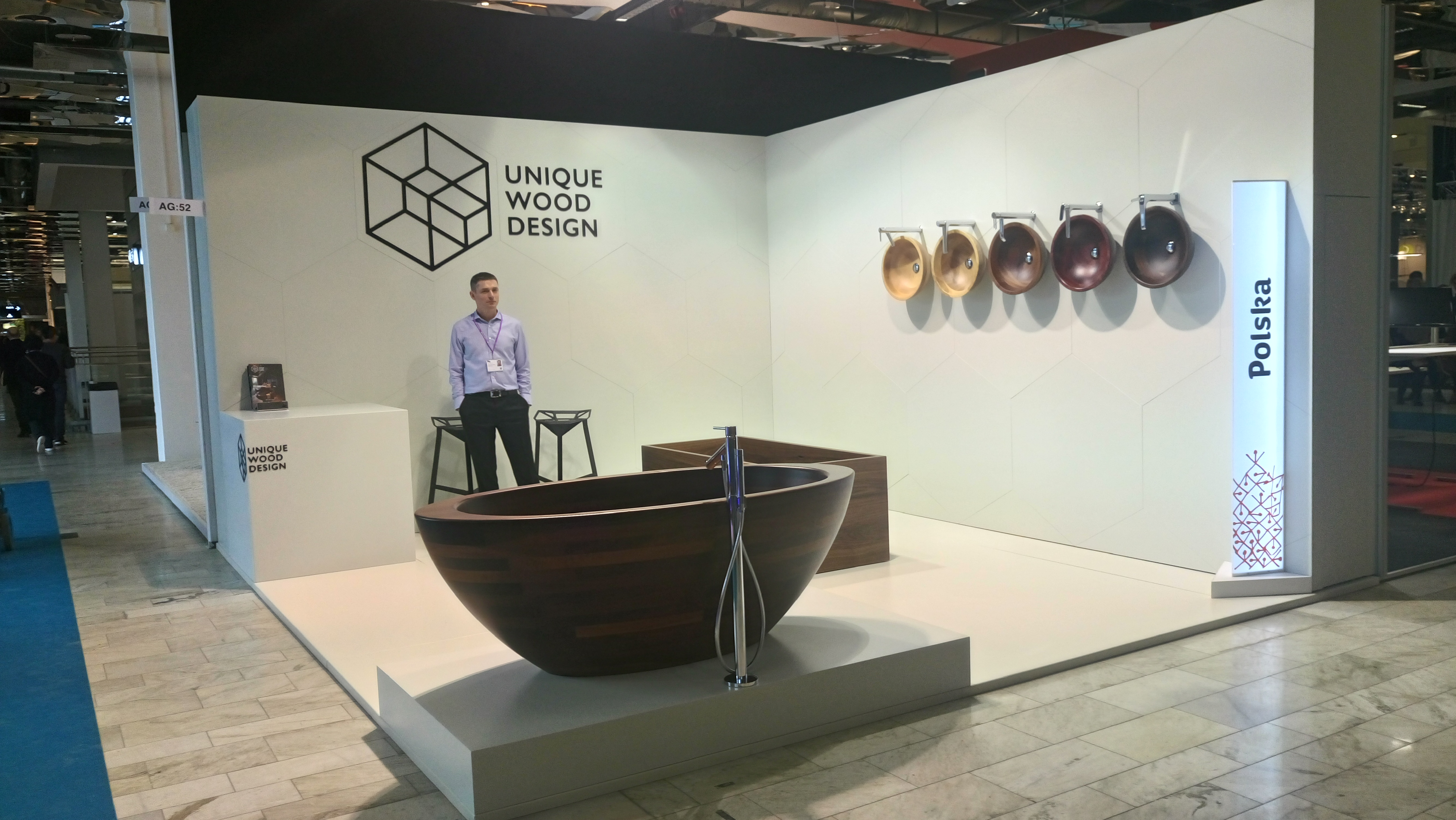 widok stoiska targowego