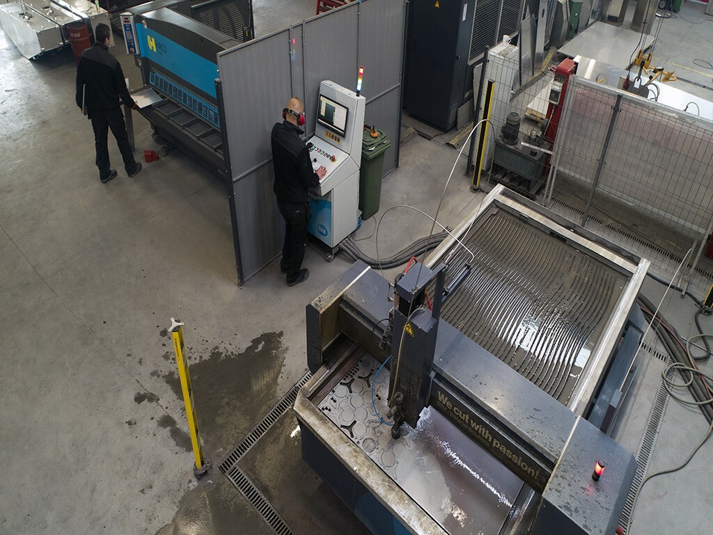 hala produkcyjna formy Demex z lotu ptaka 