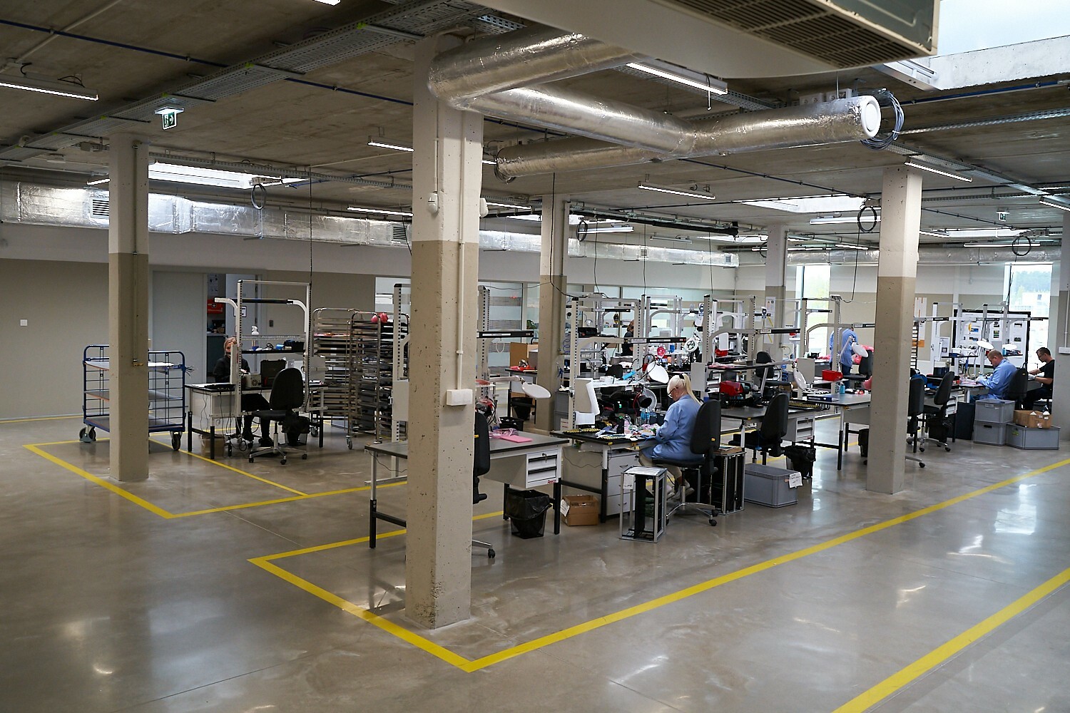 hala produkcyjna firmy Nivisss